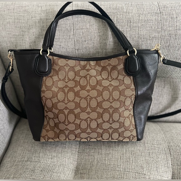 EUC Coach Brown Signature Jacquard Leather Shoulder Bag - Picture 6 of 8